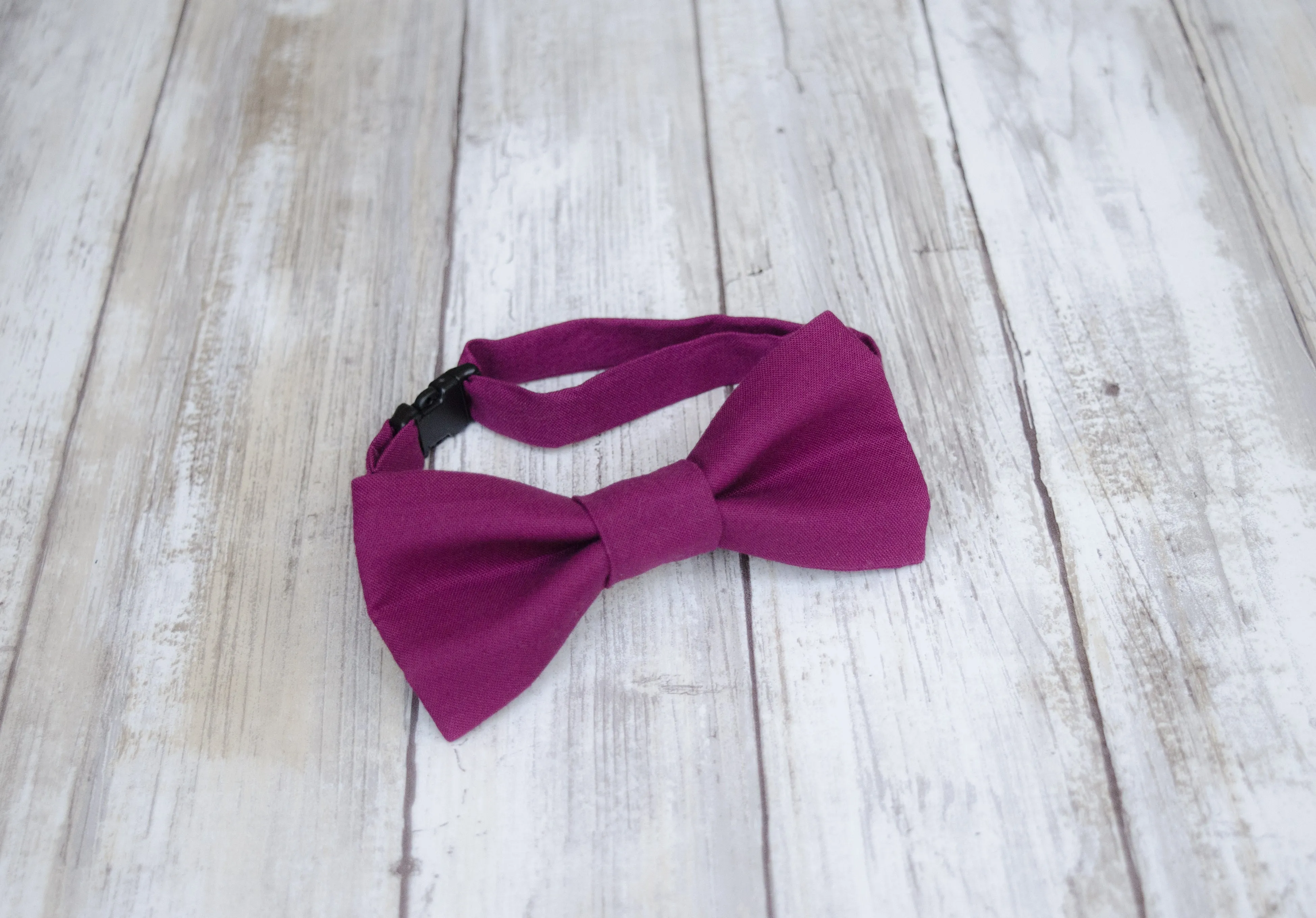 Boysenberry Bow Tie (217)