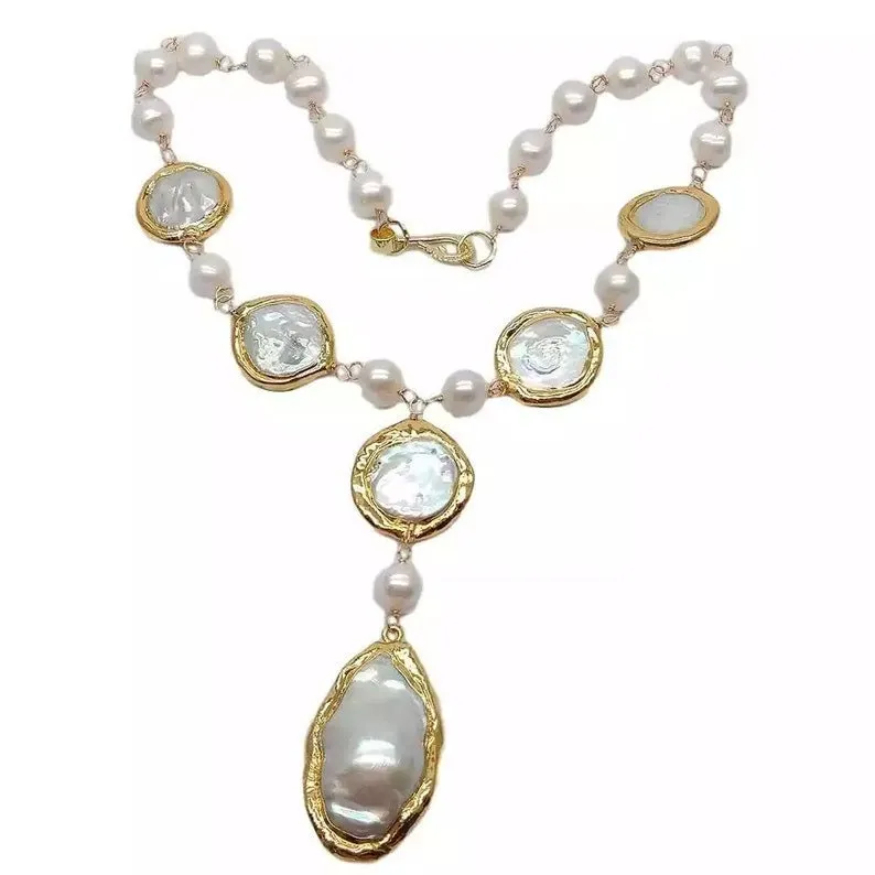 Cultured white pearl necklace