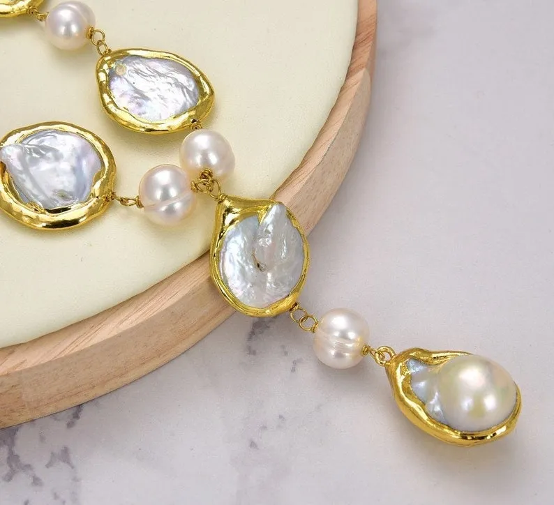 Cultured white pearl necklace