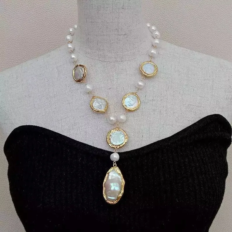 Cultured white pearl necklace