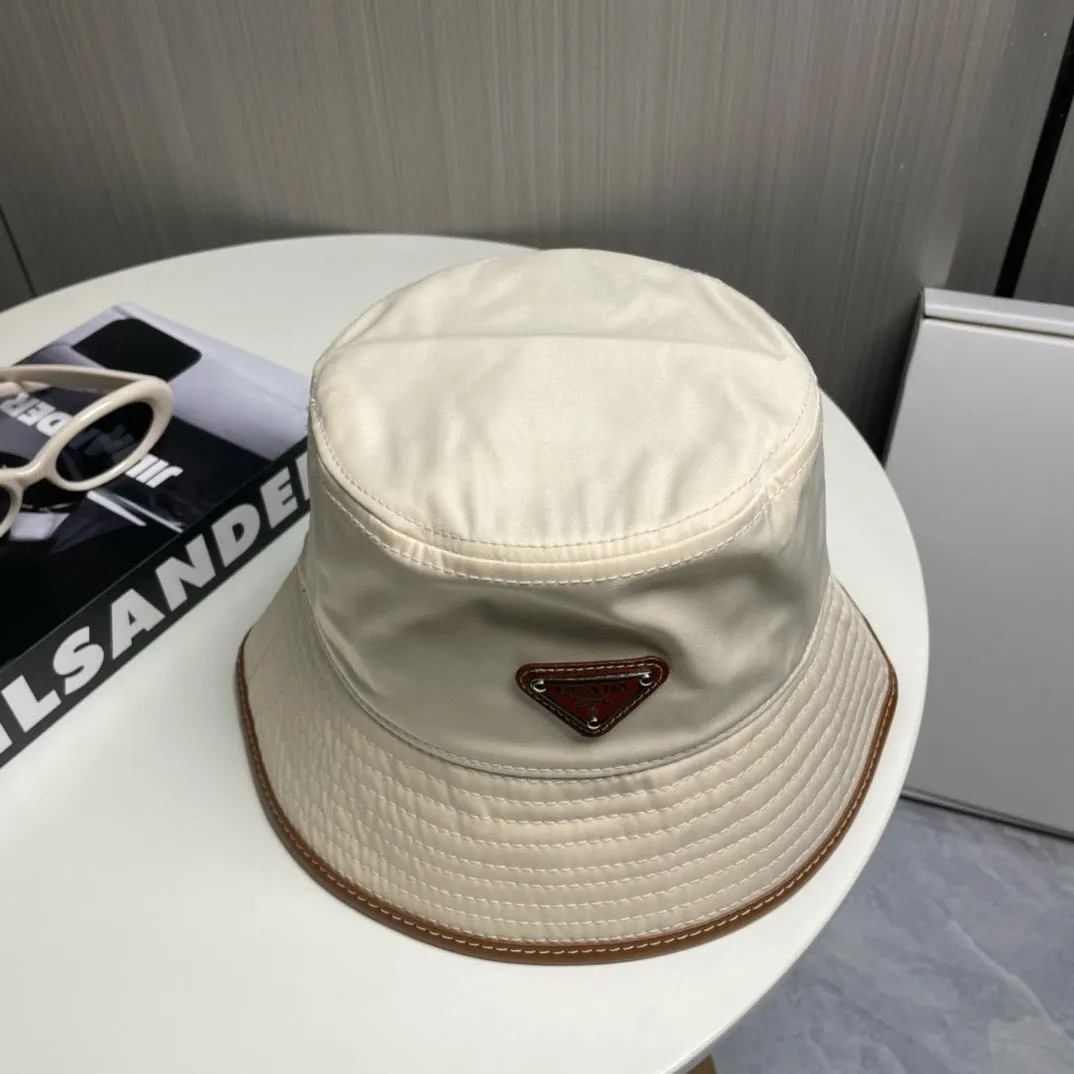 JW940 Prada Bucket Hat