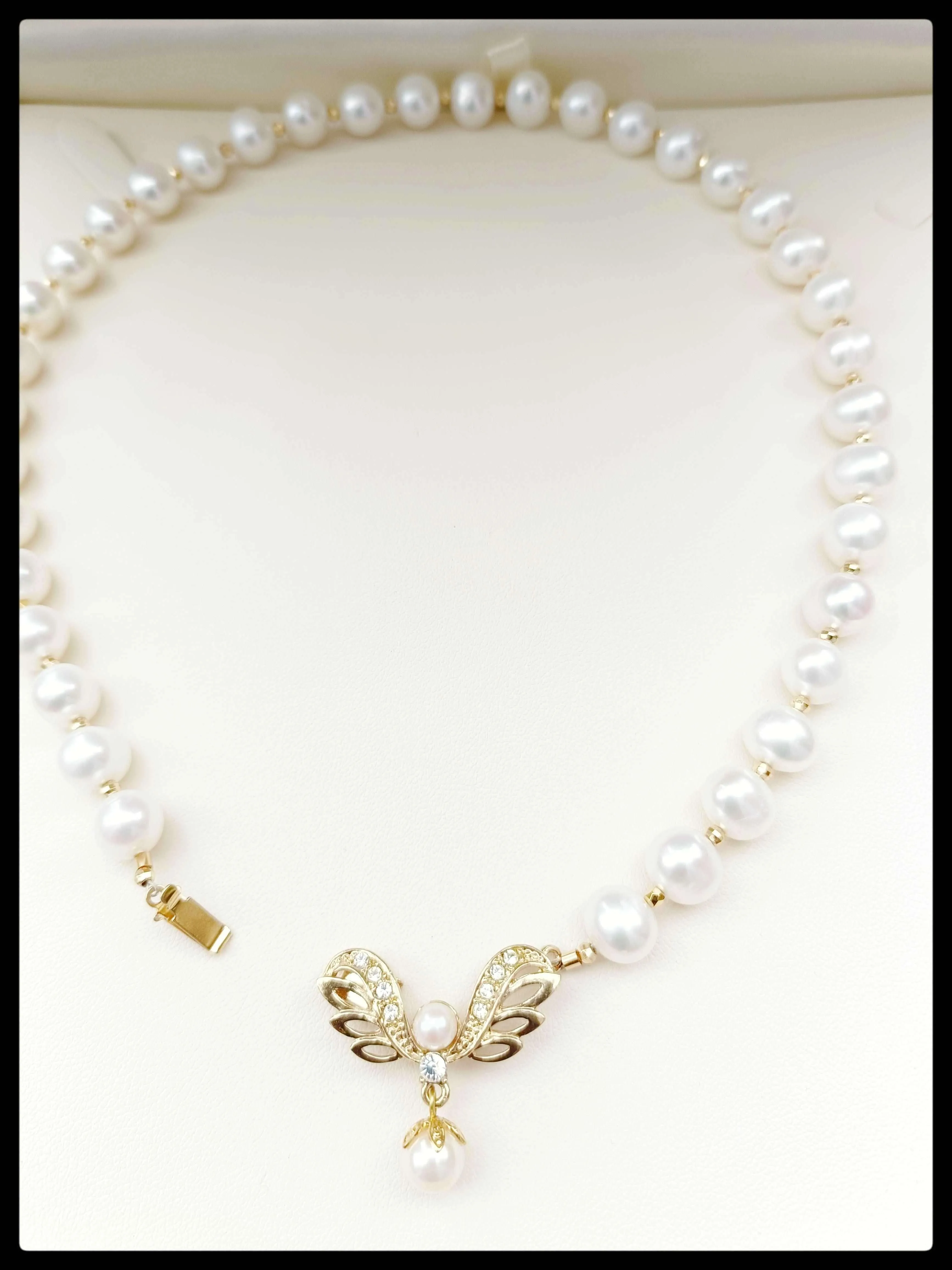 Seraph Pearl Necklace set