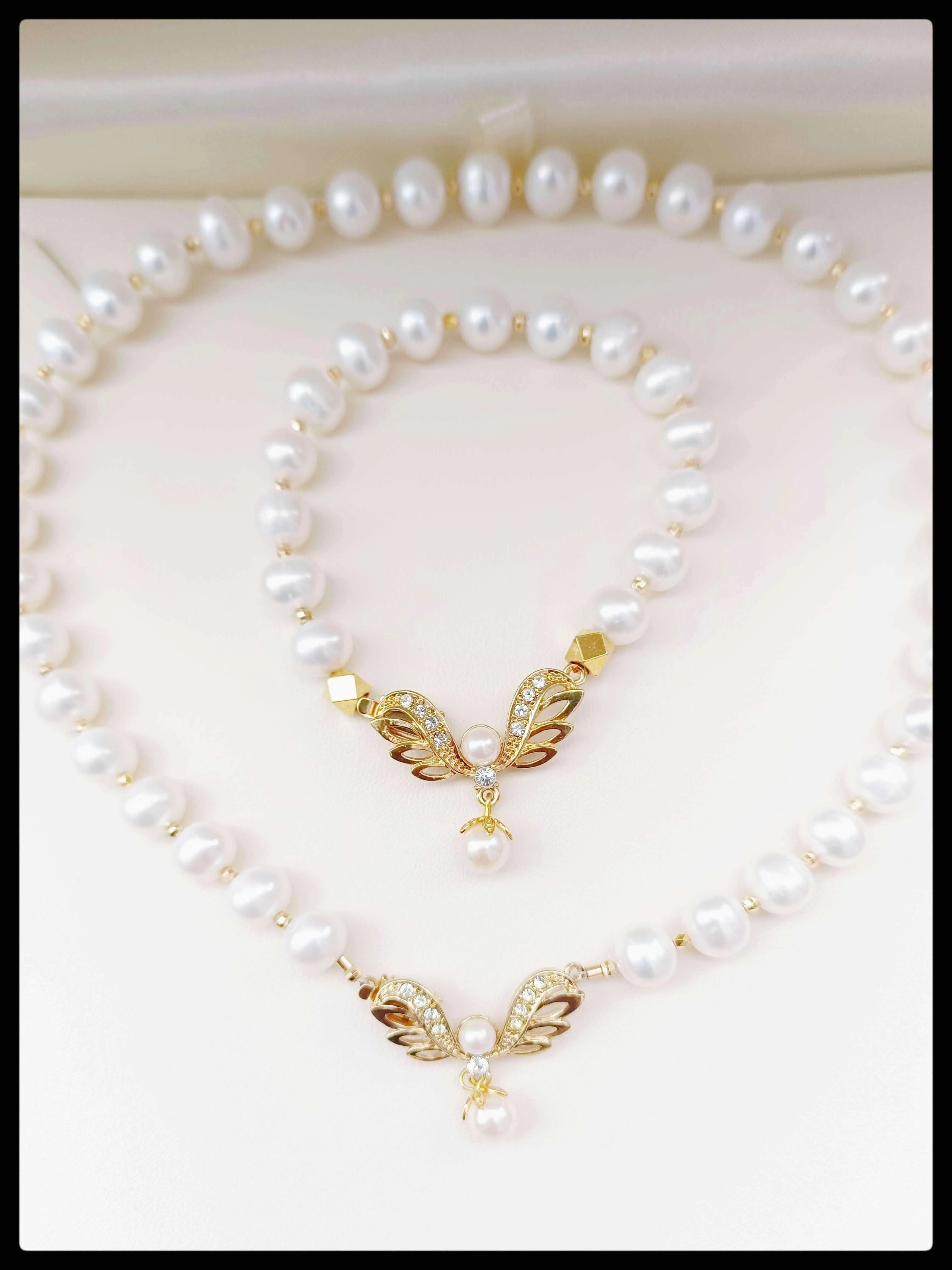 Seraph Pearl Necklace set