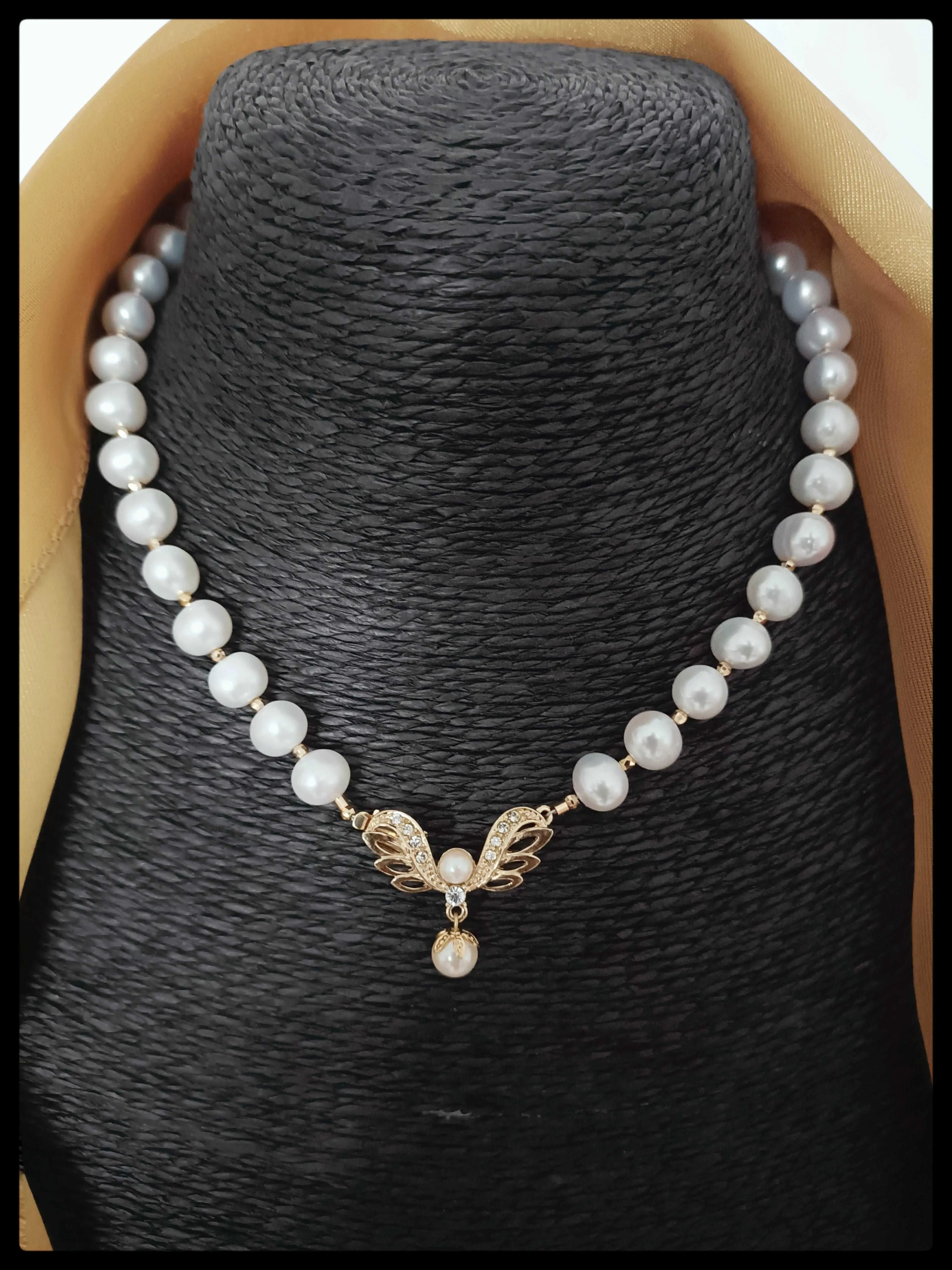 Seraph Pearl Necklace set