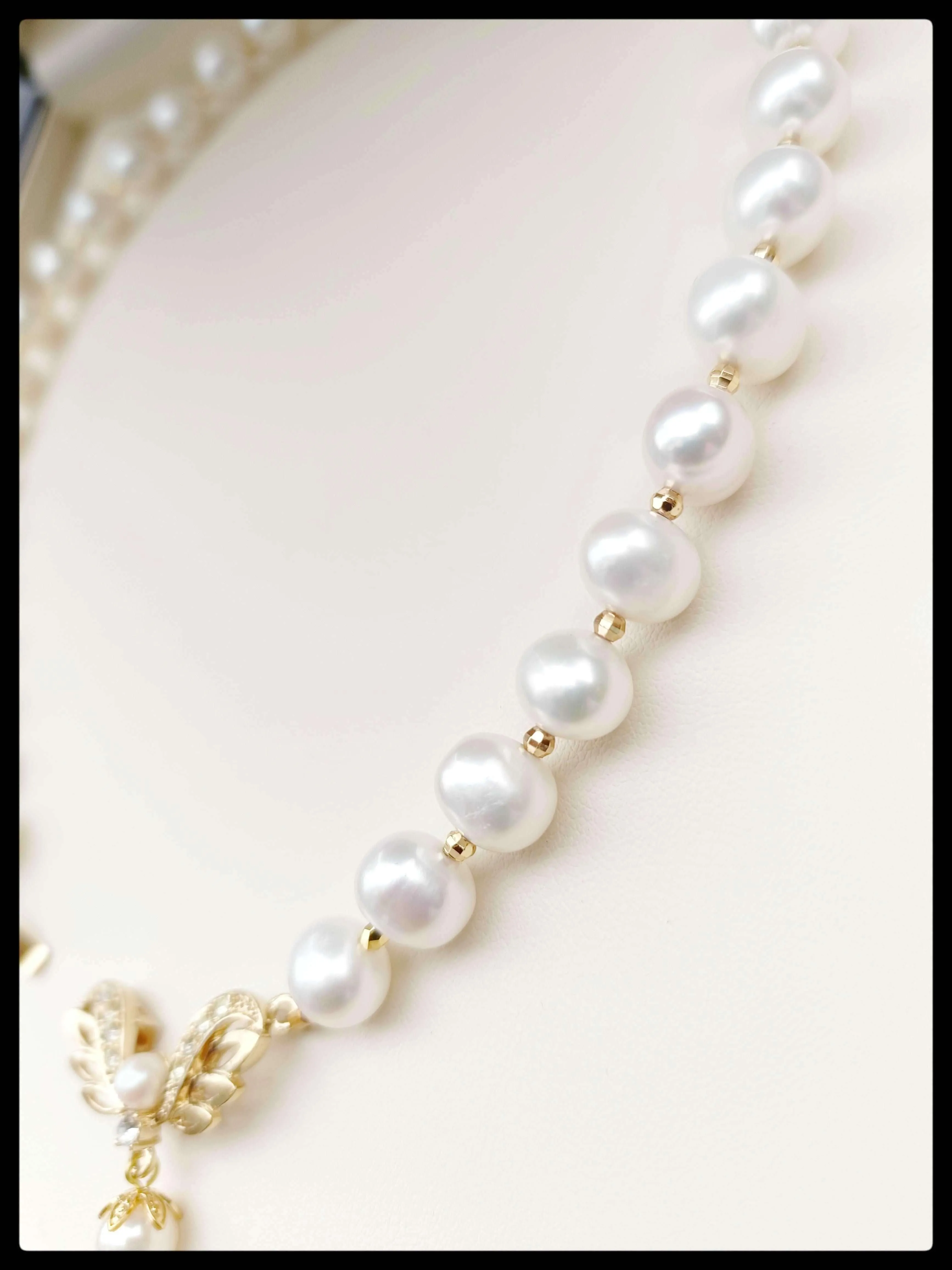 Seraph Pearl Necklace set