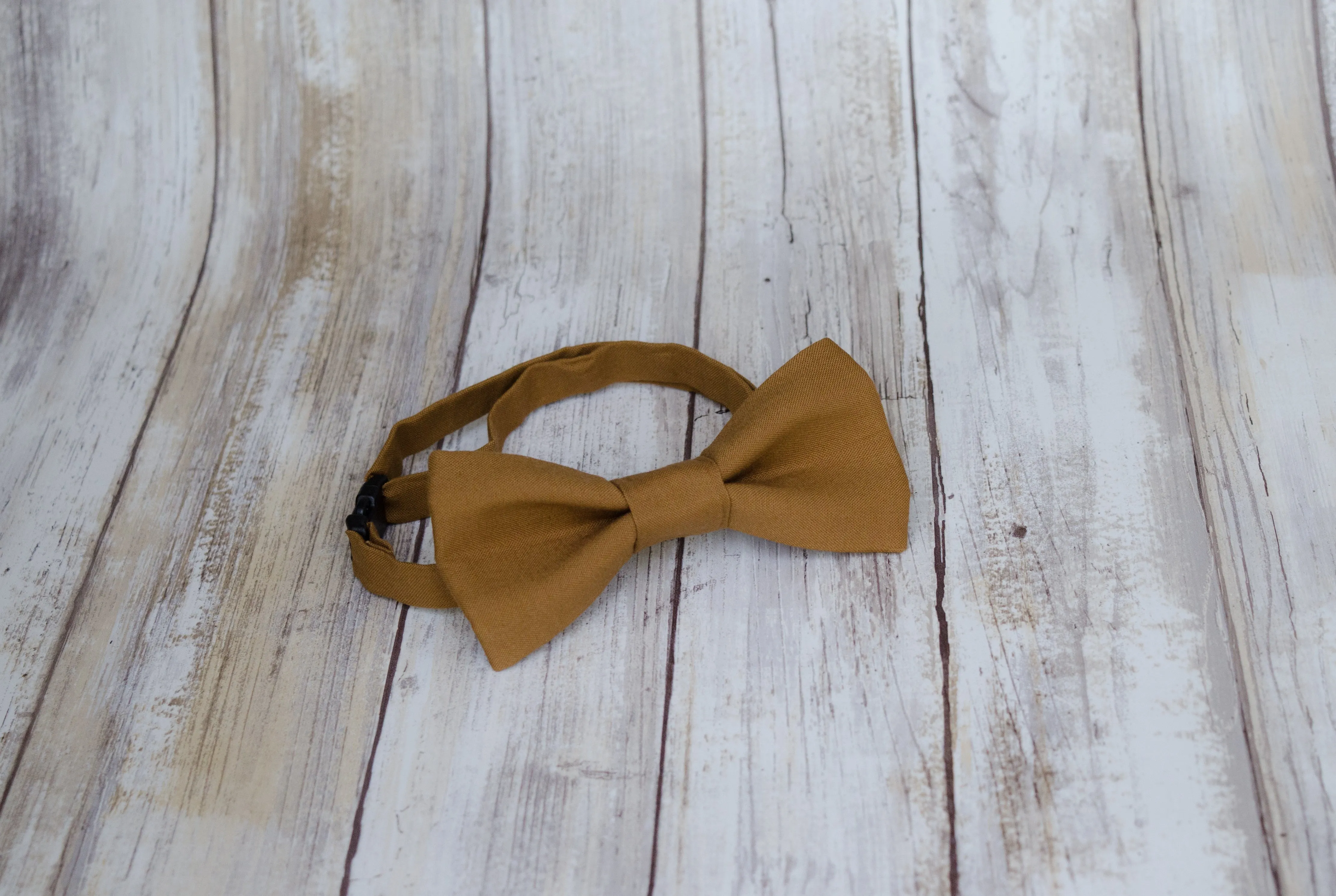 Sienna Brown Bow Tie (194)