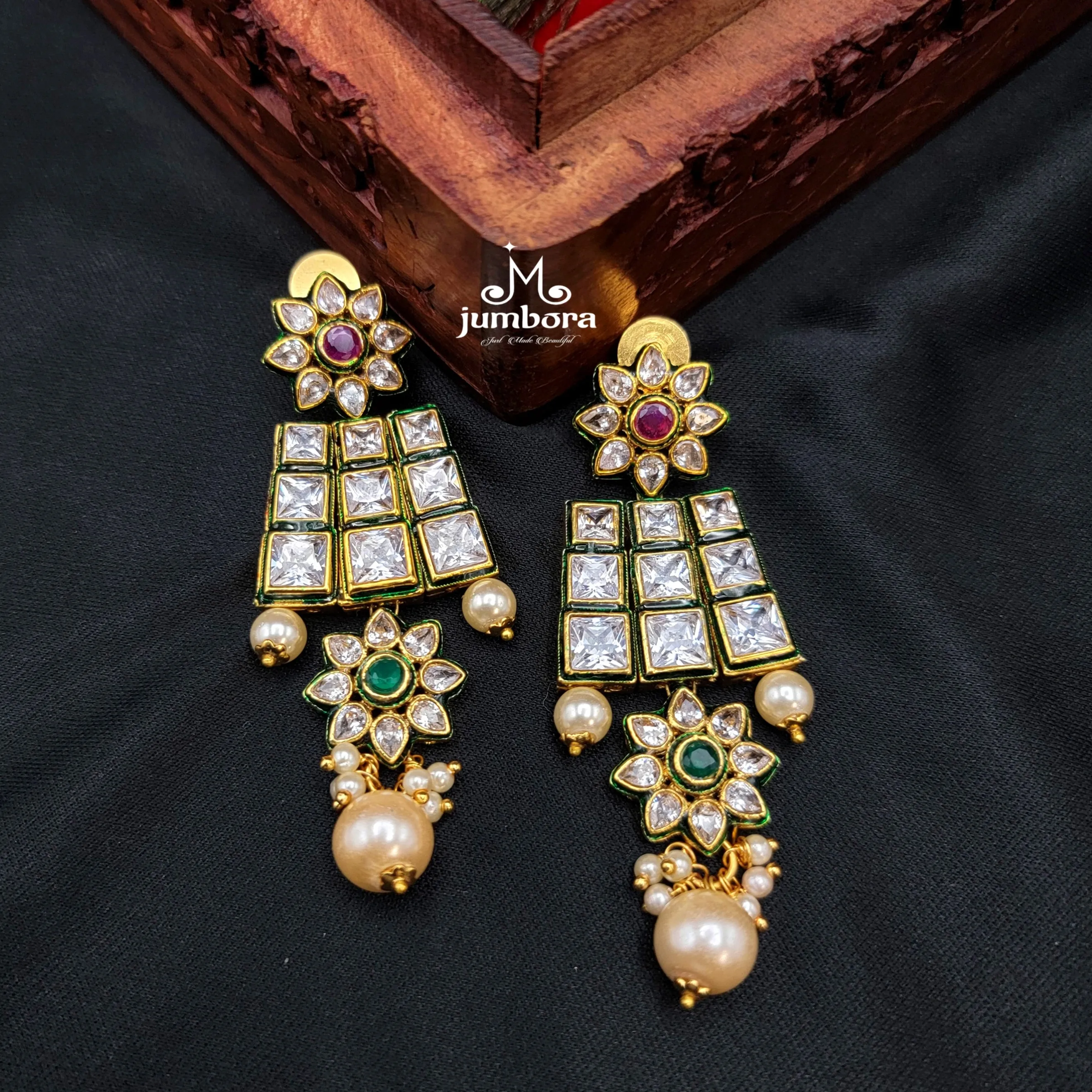 Tyaani Inspired Statement Kundan Pearl Mala set