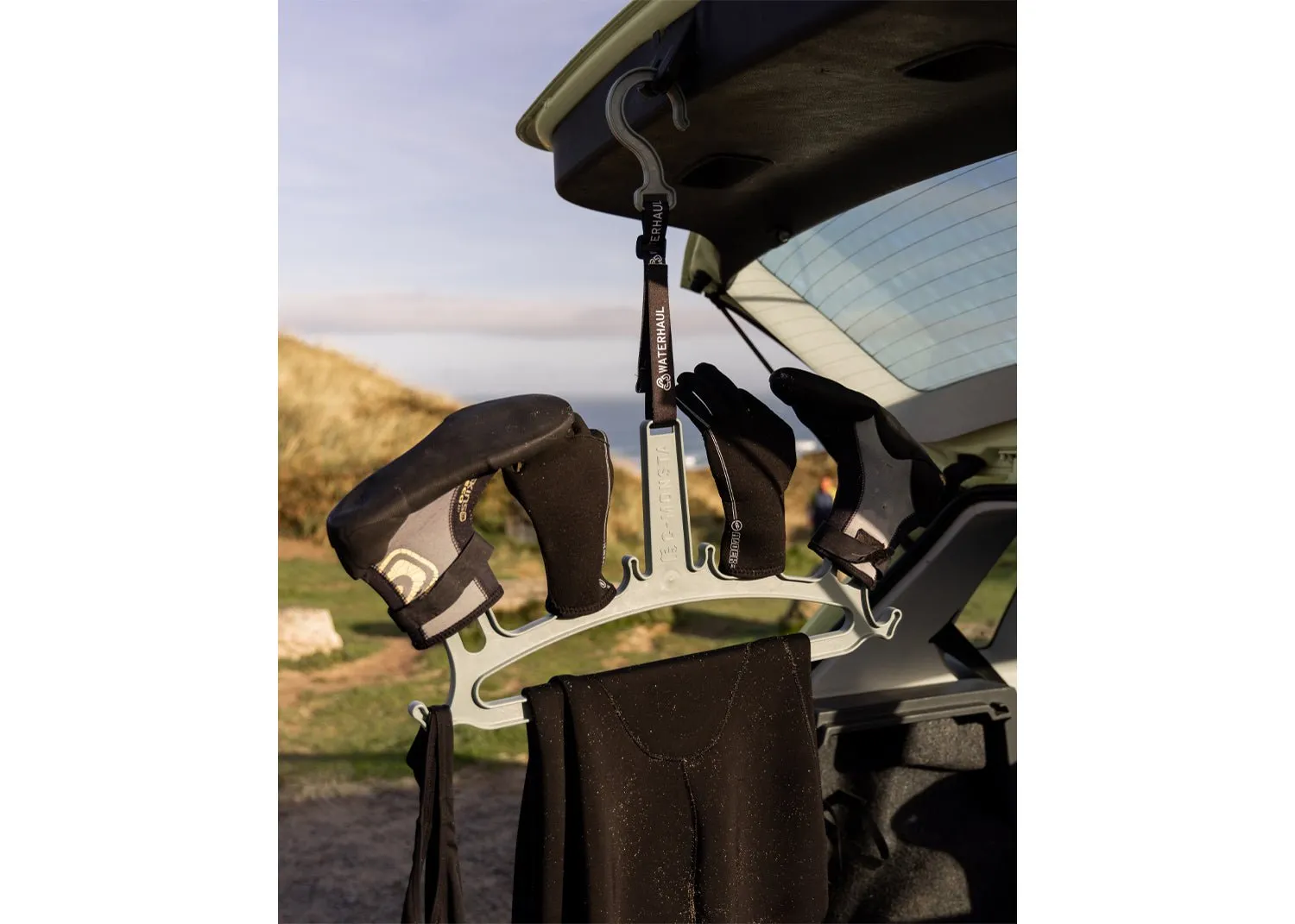 Wetsuit Hanger C-Monsta x Waterhaul
